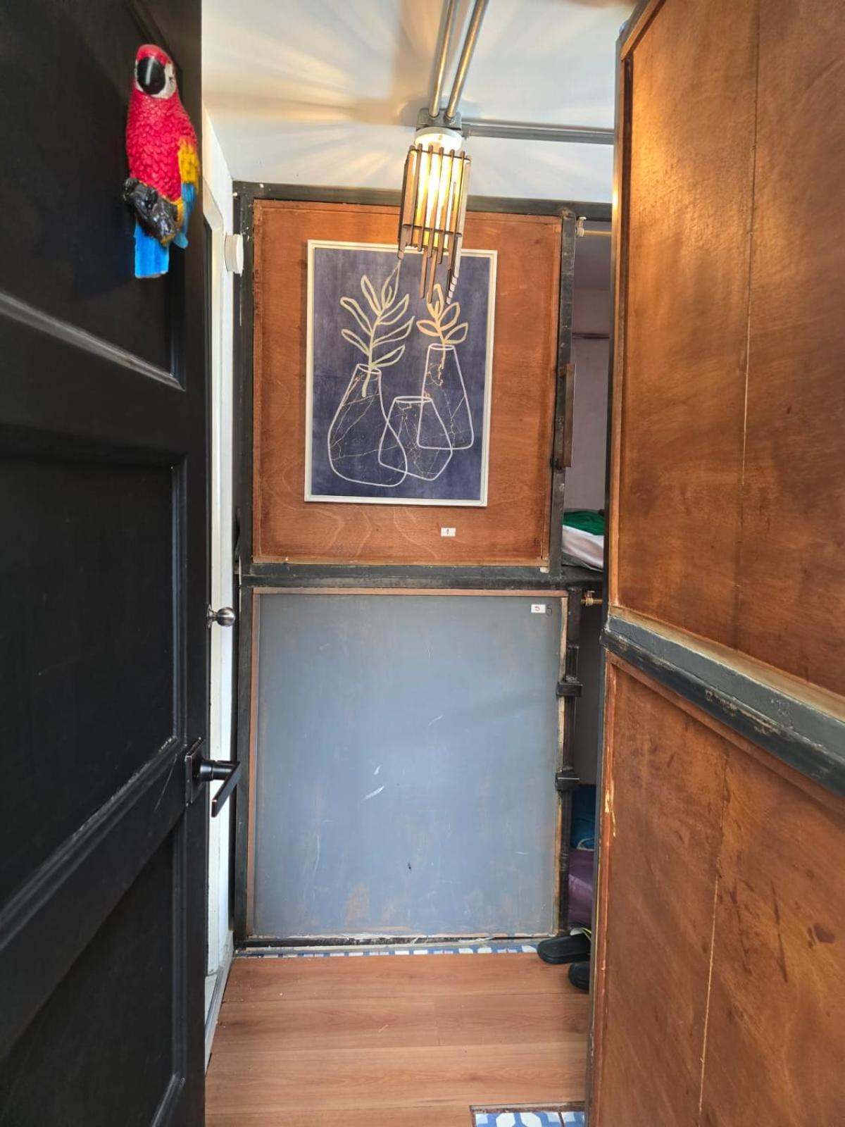Portelli Hostal Zona G- Para Extranjeros ボゴタ エクステリア 写真