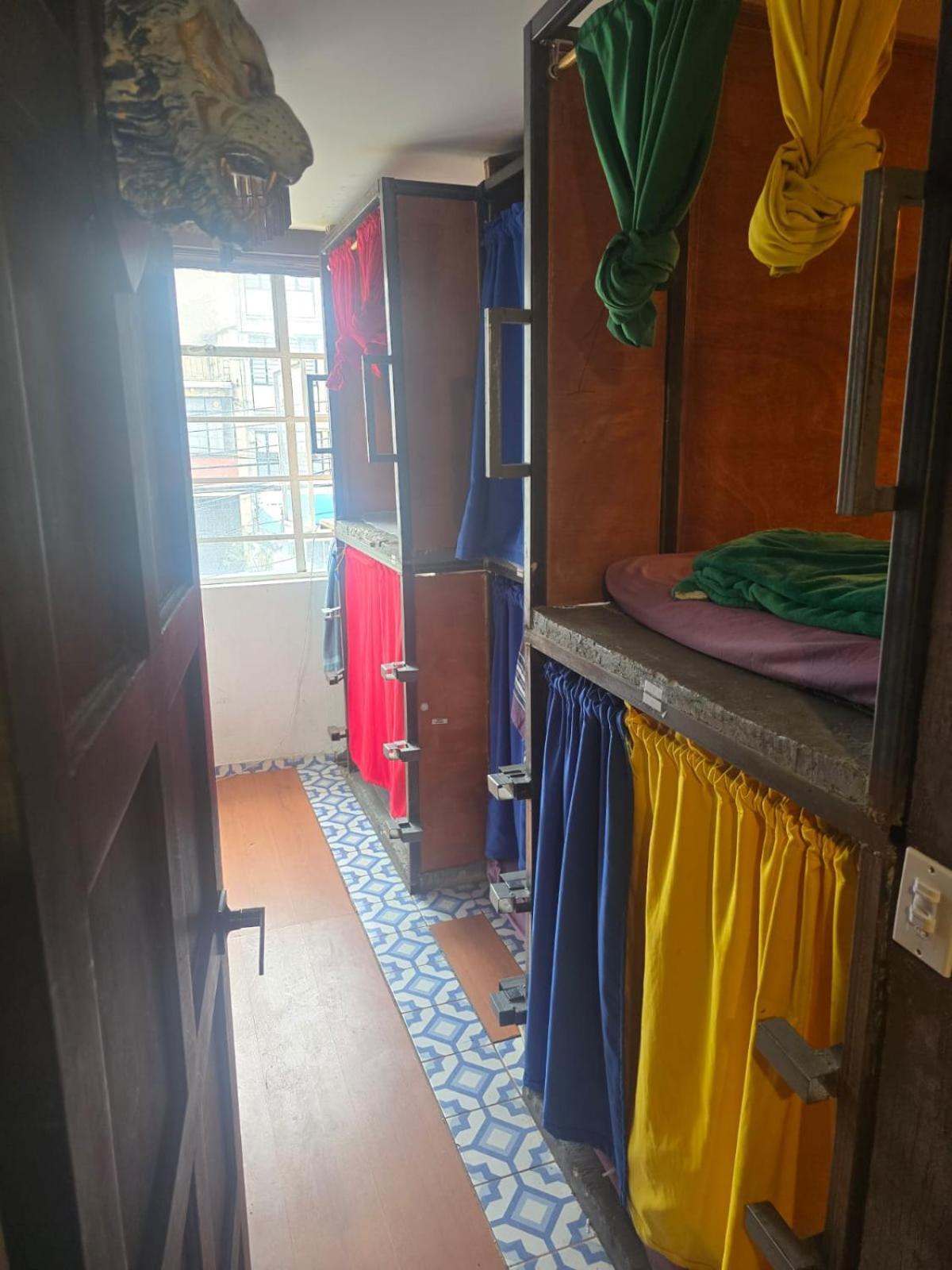 Portelli Hostal Zona G- Para Extranjeros ボゴタ エクステリア 写真